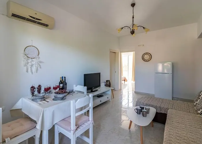 Fotis House 아파트 아판토우