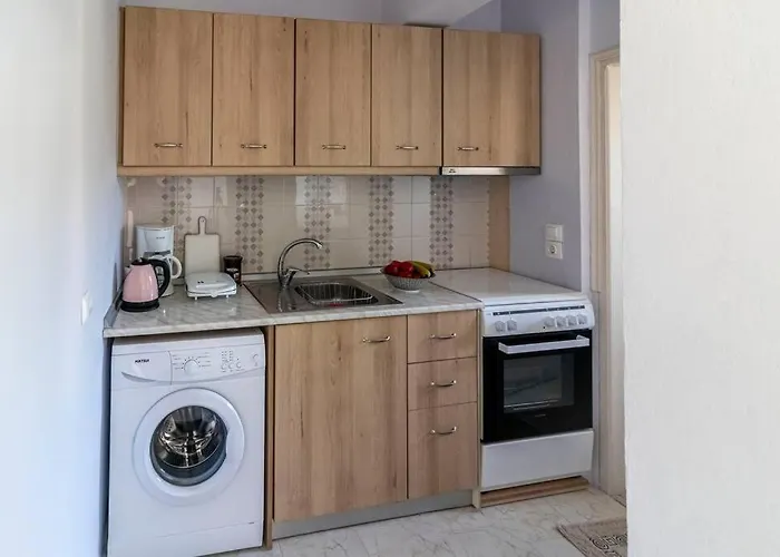 Fotis House أفانتو