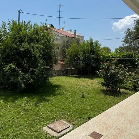 Fotis House